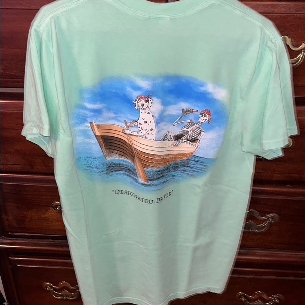 Mint Graphic T-Shirt with Boat Design